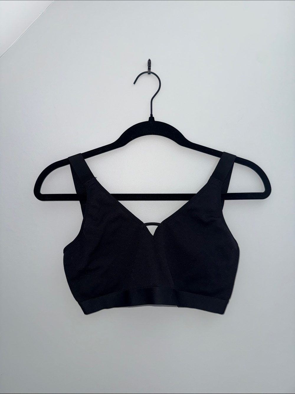 Lively Black Wireless Sports Bra - Padded Support